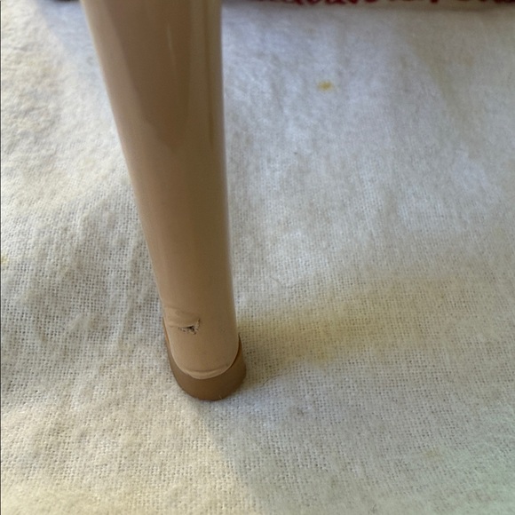 Salvatore Ferragamo Nude Patent Leather Heels size 37.5B - Picture 7 of 10